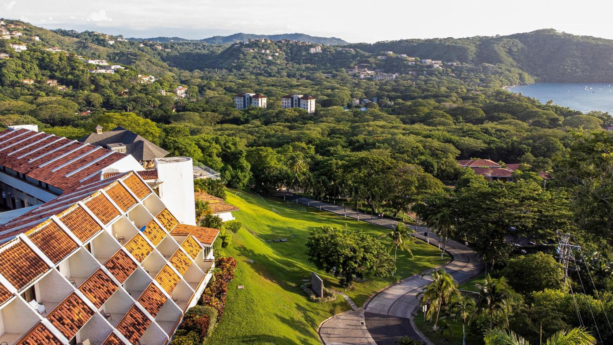 Villas Sol Beach Resort Playa Hermosa  Exterior photo